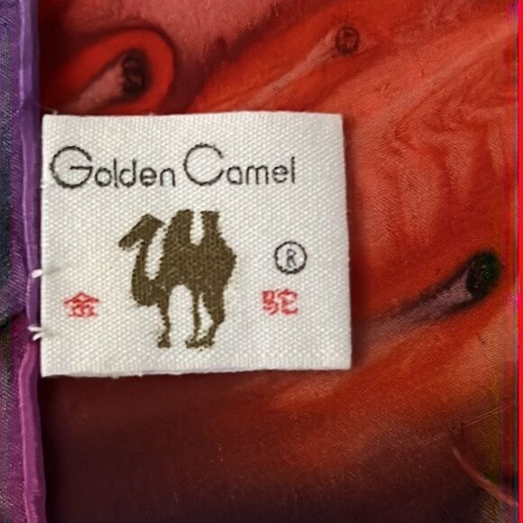 Golden Camel of Shanghai Hand Rolled and Hand Printed 100% Silk Square Scarf - Picture 10 of 11